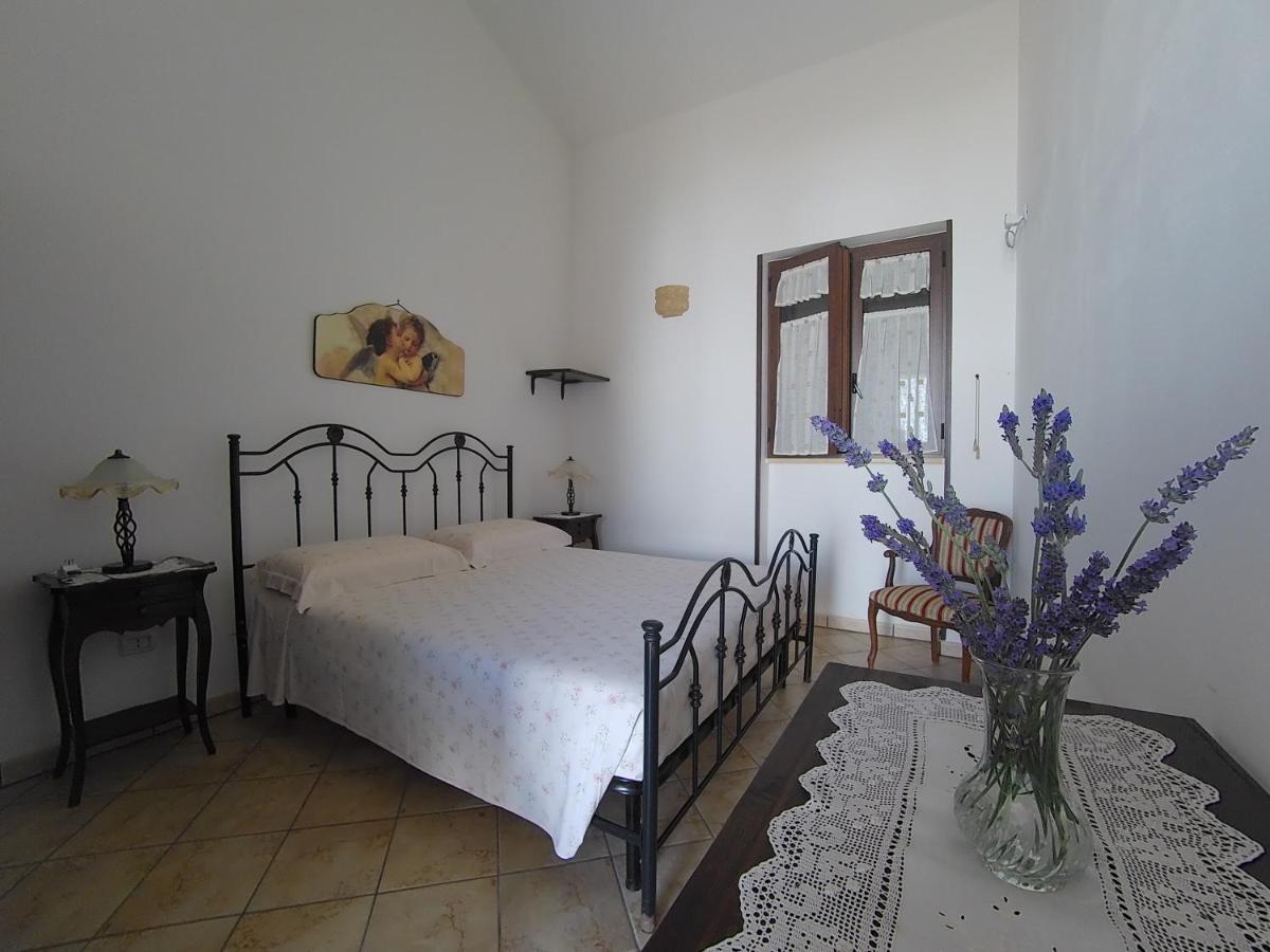 Azienda Agrituristica Masseria La Verna 파투 외부 사진
