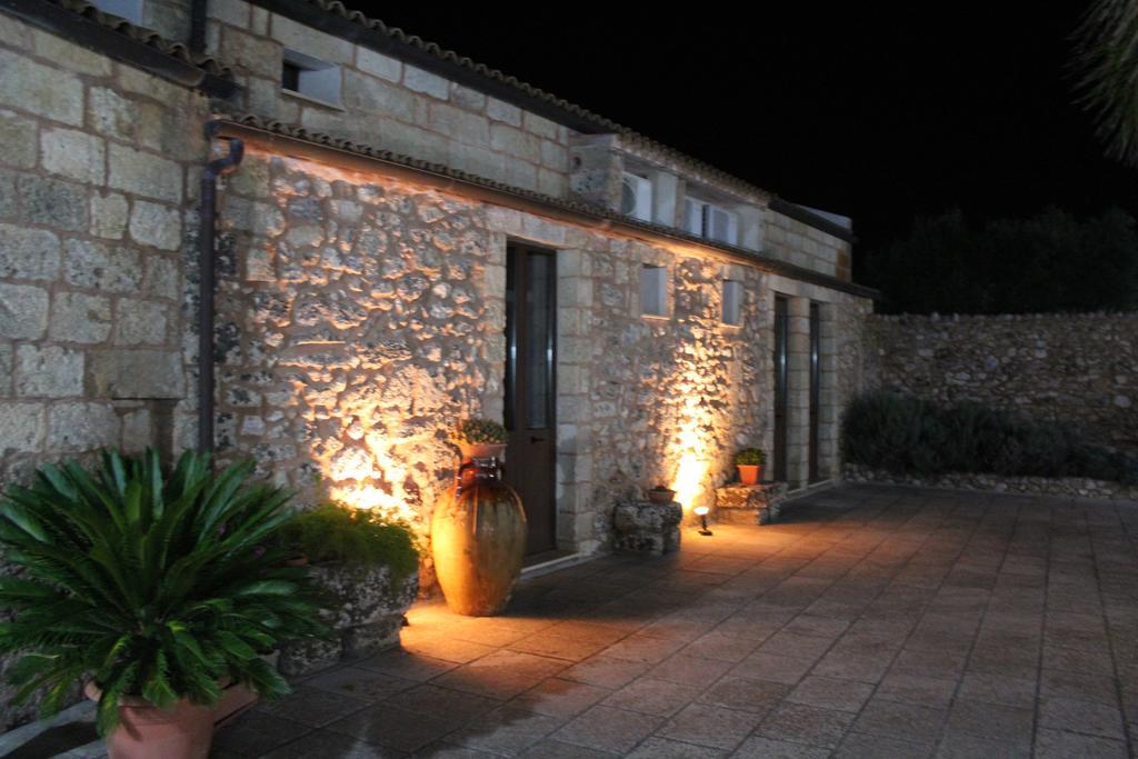 Azienda Agrituristica Masseria La Verna 파투 외부 사진
