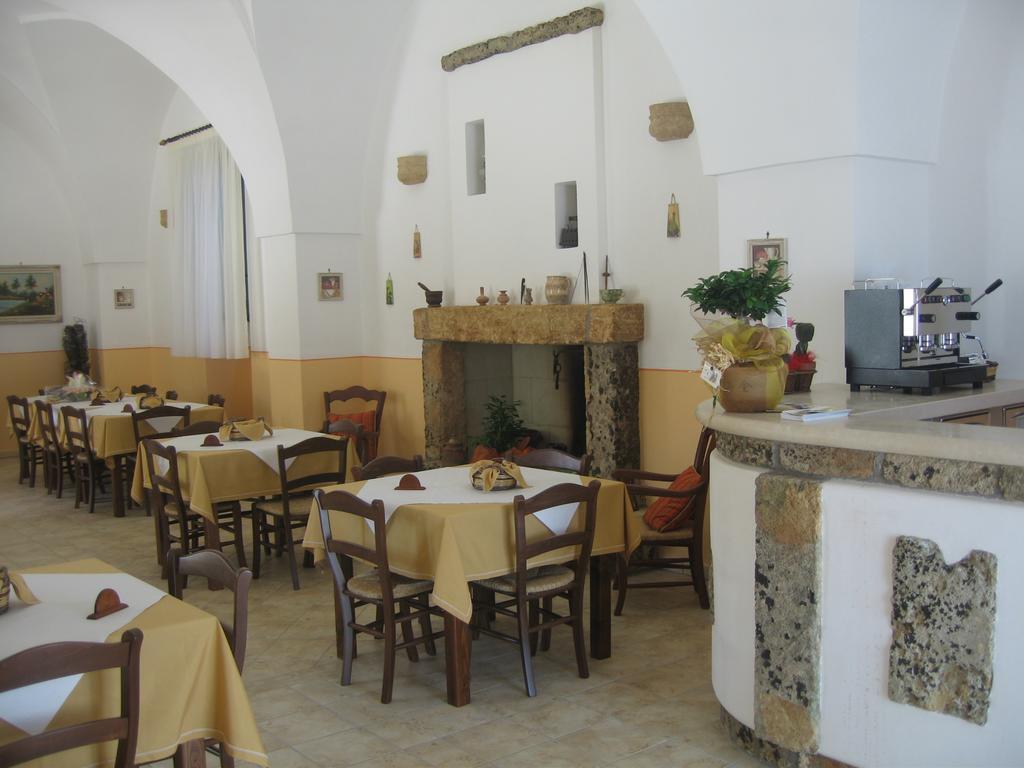 Azienda Agrituristica Masseria La Verna 파투 외부 사진
